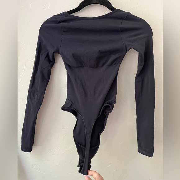 🖤NEW SKIMS SEAMLESS SCULPT LONG SLEEVE THONG BODYSUIT IN ONYX S M L - Picture 6 of 6